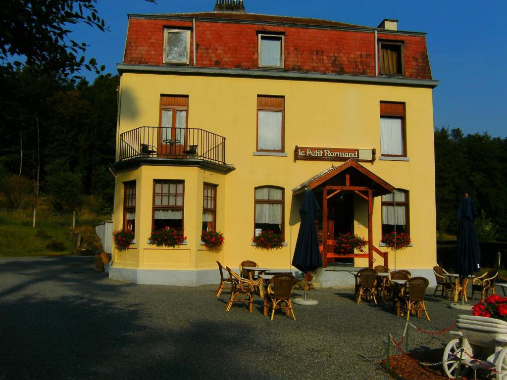 B&B Le Petit Normand ジャレ エクステリア 写真